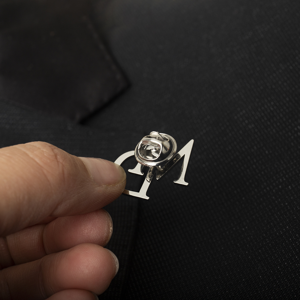 Tangula broche de iniciais per - Tuxedo Lapel Pin avaliação e preço